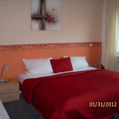 Eu Centralhotel Im Toennchen Gasthof 2*