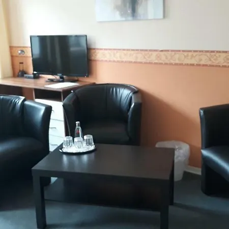 Gasthof Eu Centralhotel Im Toennchen