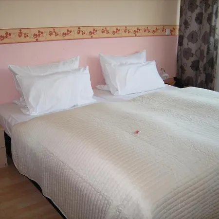 Gasthof Eu Centralhotel Im Toennchen Düsseldorf
